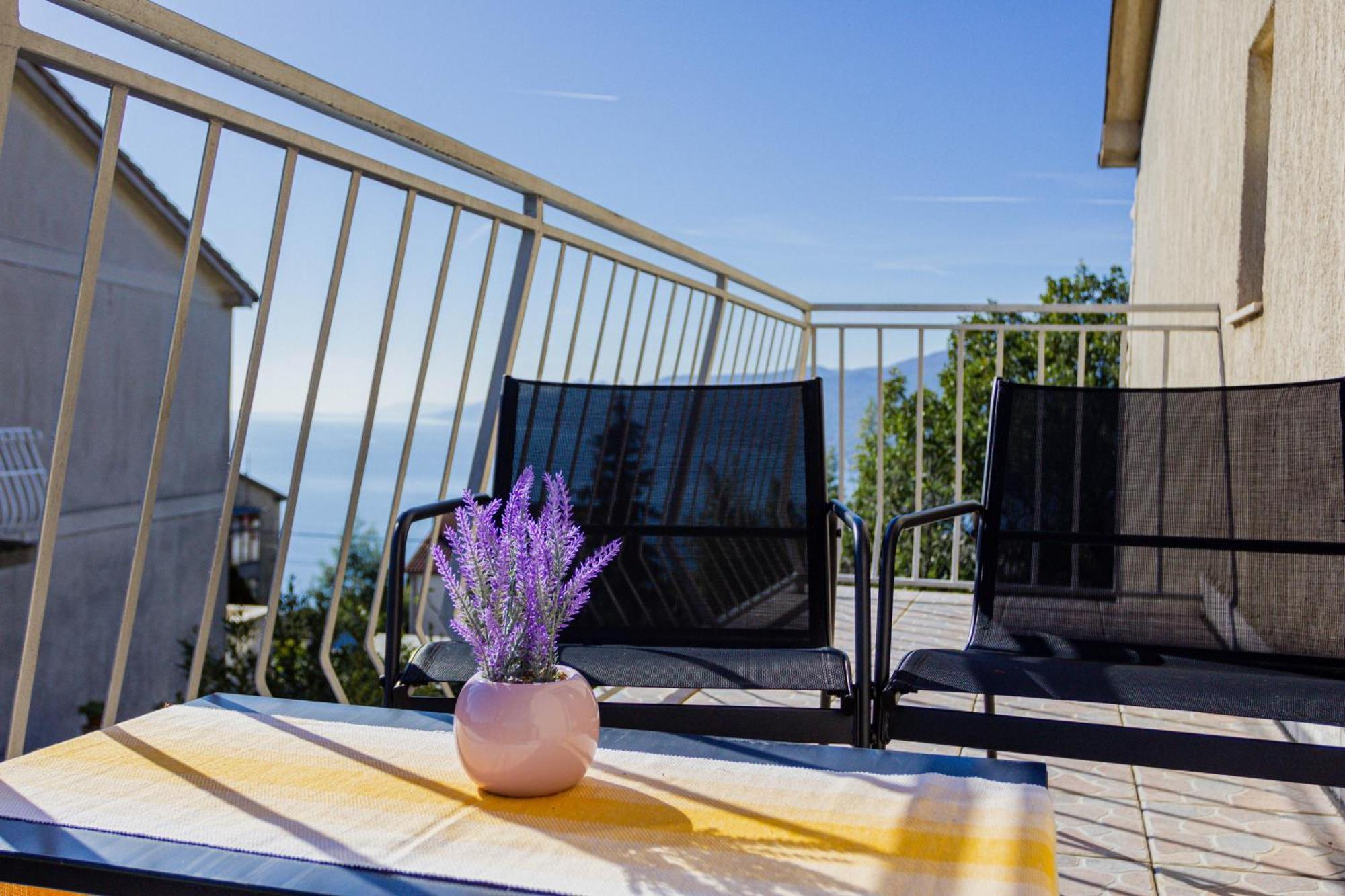 Sea View Lighthouse With 170mbps Wifi And Sunny Balcony Kastav