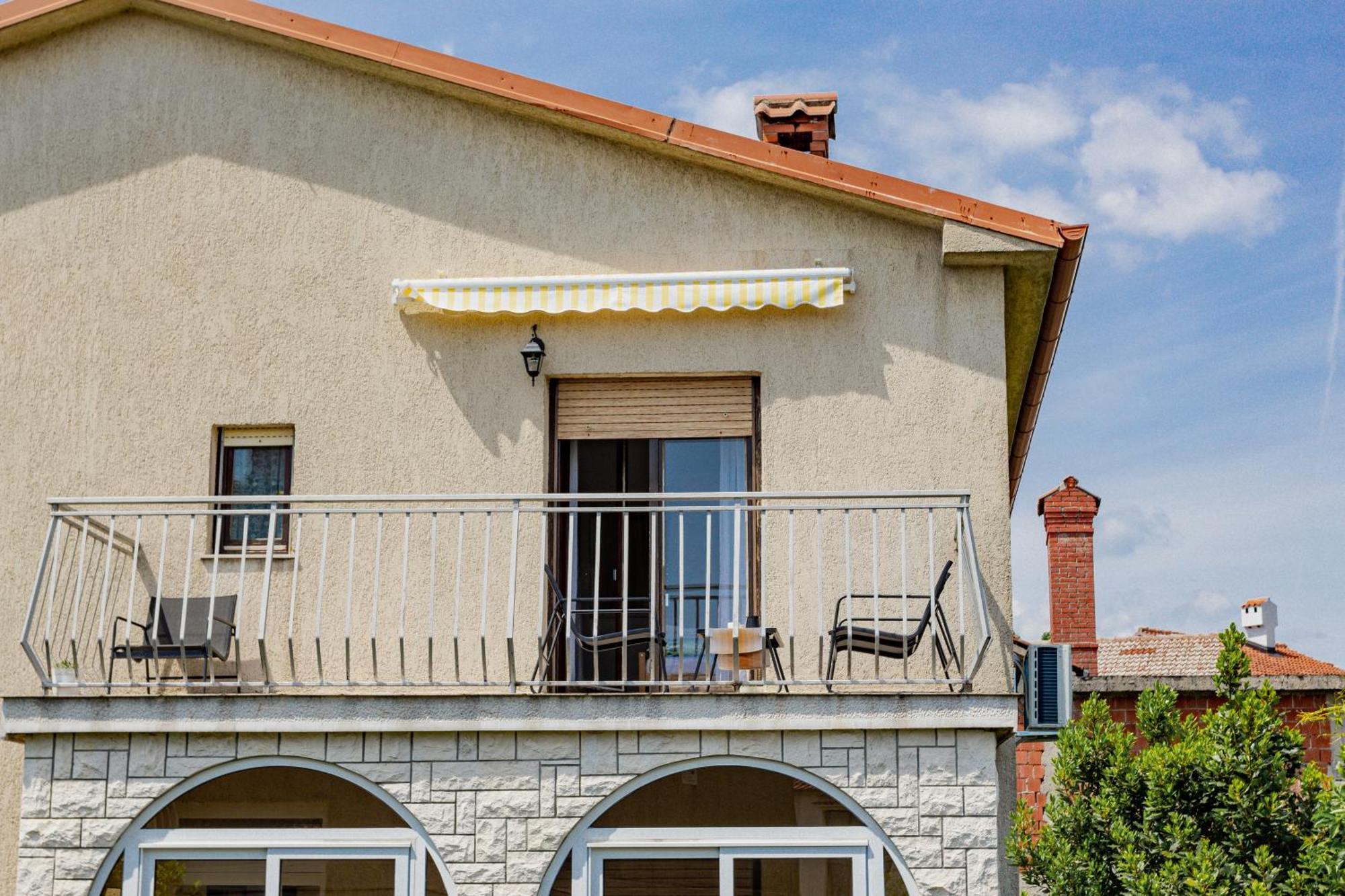 Apartment Sea View Lighthouse With 170mbps Wifi And Sunny Balcony